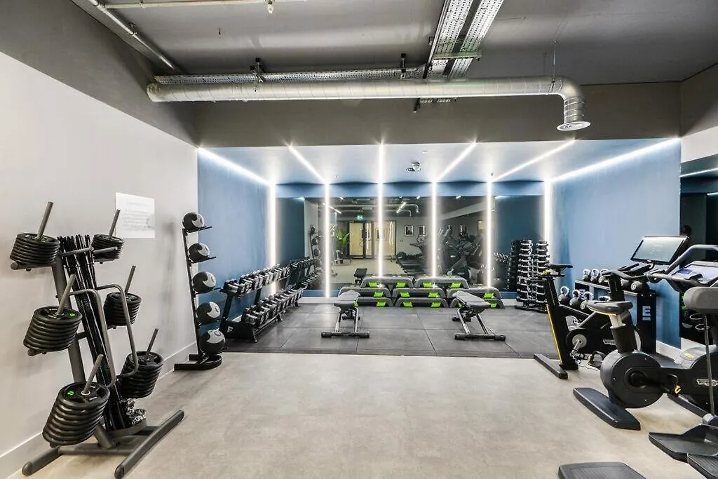 E1 Luxury Apartment London