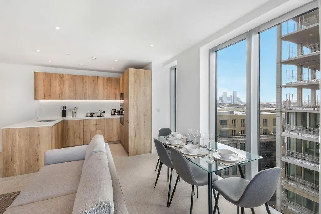 E1 Luxury Apartment London United Kingdom
